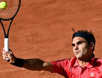 Federer mit alter Leichtigkeit bei Grand-Slam-Rückkehr