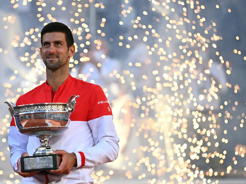 Djokovic schenkte sein Racket nach dem Finale einem Fan
