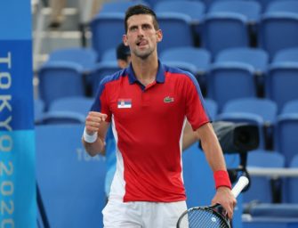 Djokovic zieht ohne Probleme ins Viertelfinale ein
