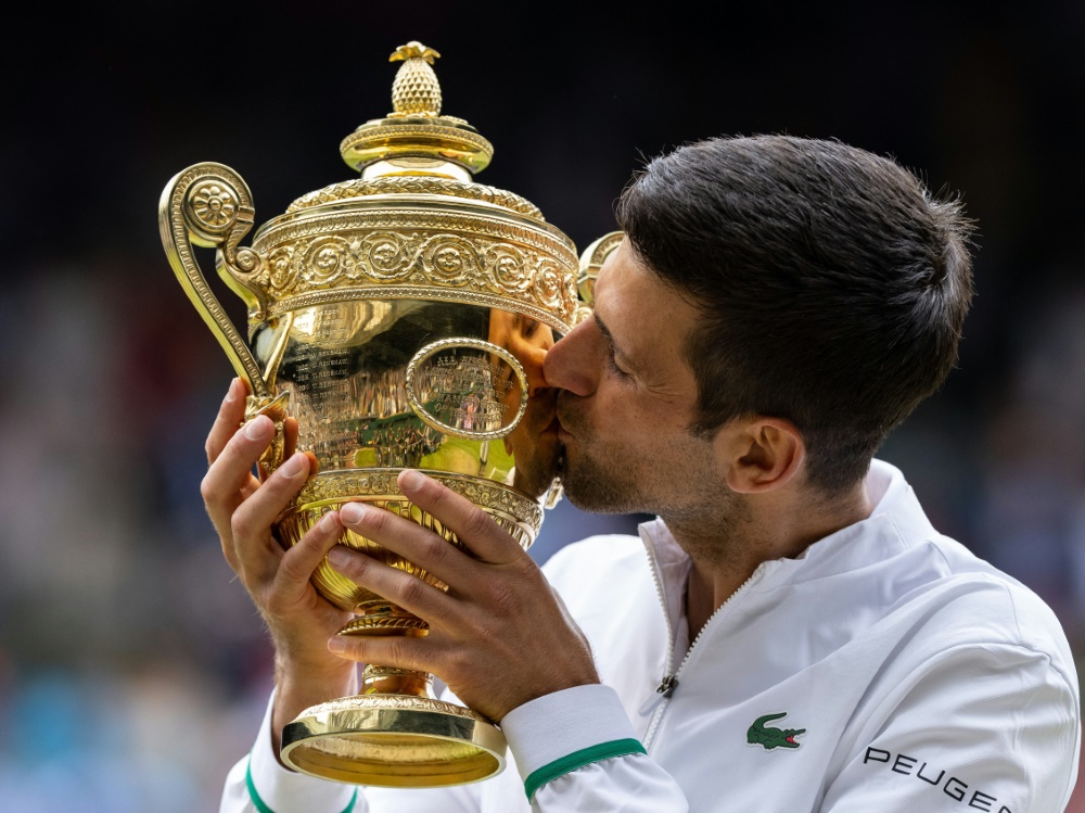 Novak Djokovic feiert seinen Sieg