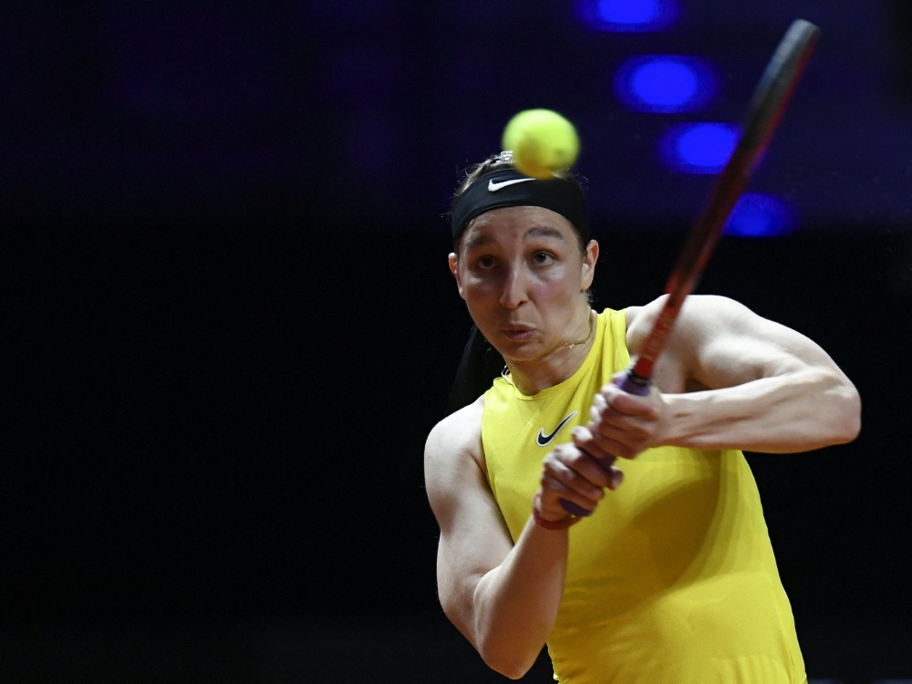 Tamara Korpatsch setzt sich gegen Mandy Minella durch