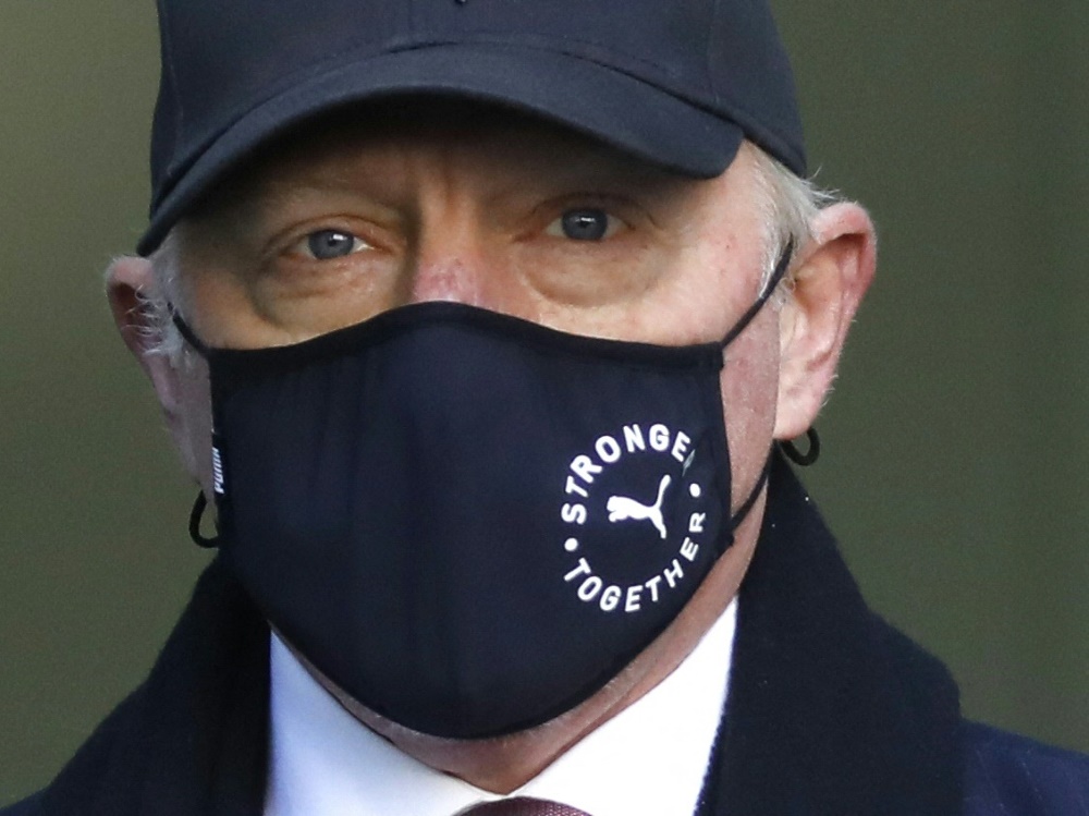 Boris Becker ist skeptich bezüglich Federers Knie