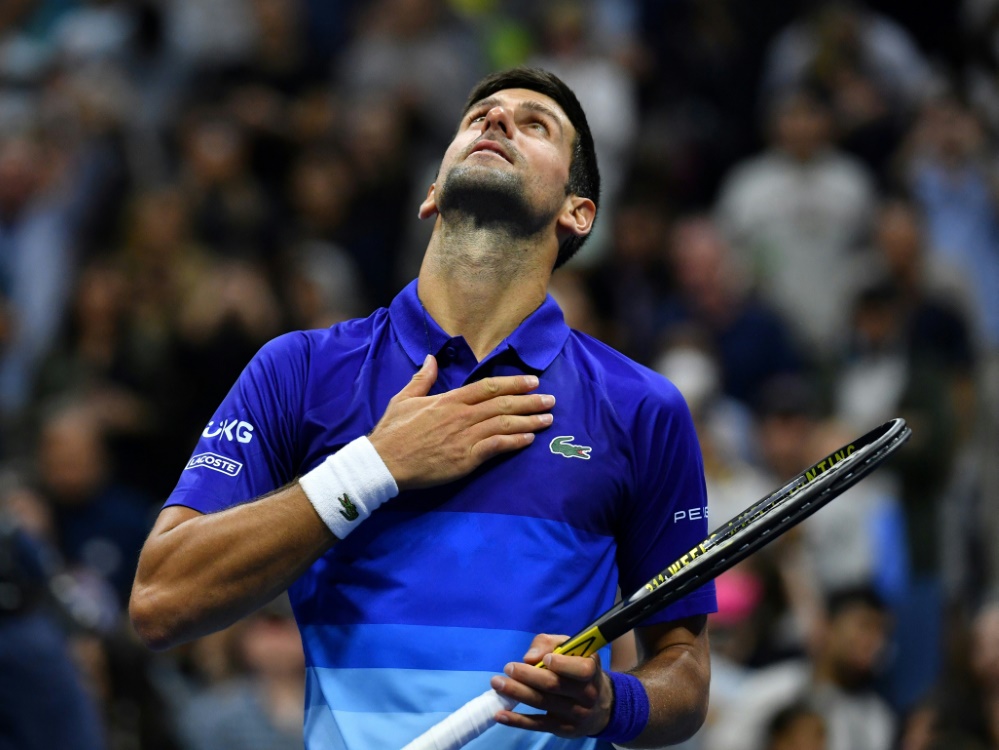 Djokovic steht in der dritten Runde