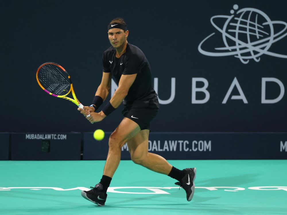 Rafael Nadal verliert Showmatch in Abu Dhabi