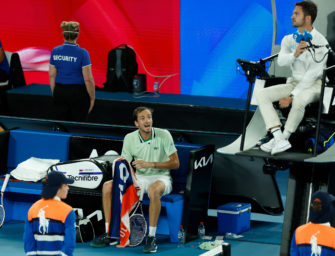 Melbourne-Finalist Medvedev zum Schiedsrichter: „Bist du dumm?“