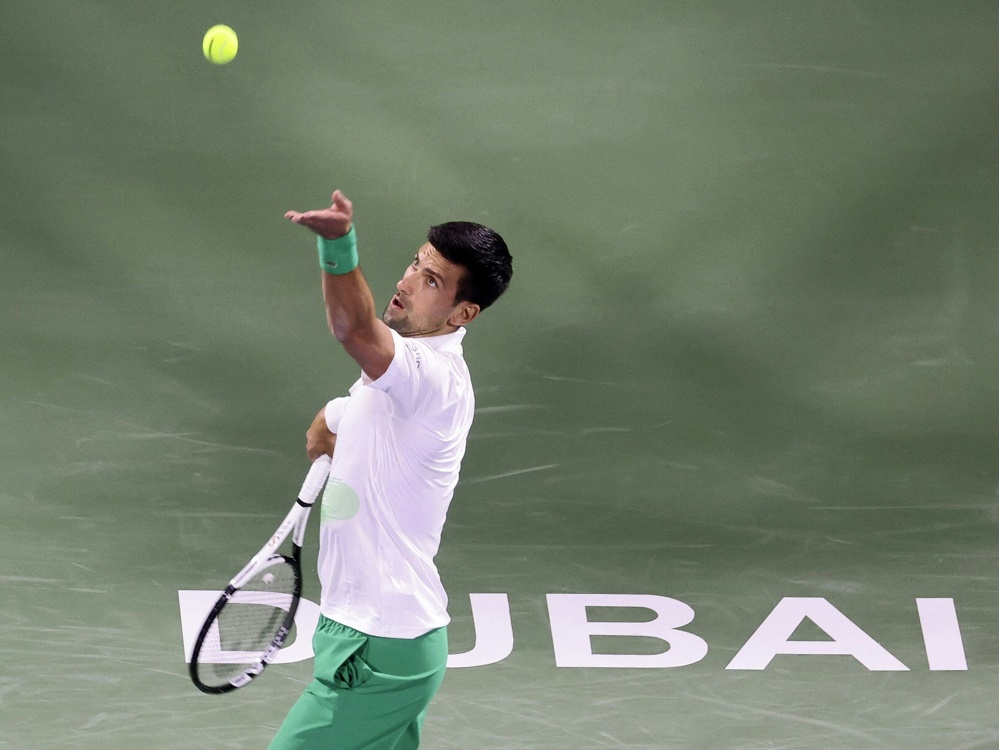 Novak Djokovic besiegt Musetti in Dubai