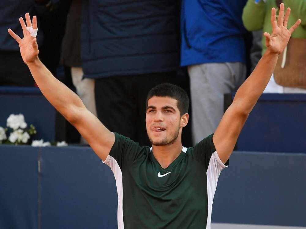 Carlos Alcaraz unter den zehn besten Spielern der Welt