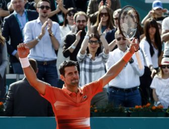 Djokovic greift nach erstem Titel seit Rückkehr