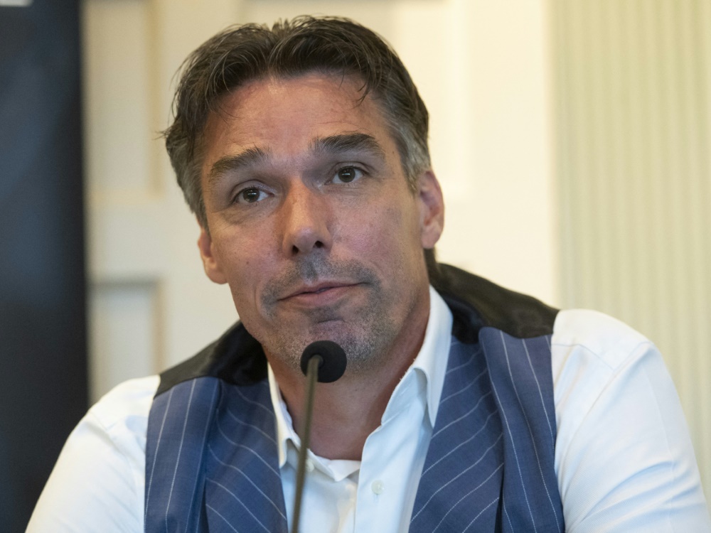 Michael Stich präsentiert seine erste Kunst-Ausstellung