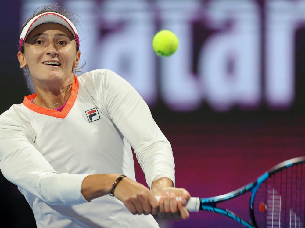 Begu entschuldigt sich für Schlägerwurf