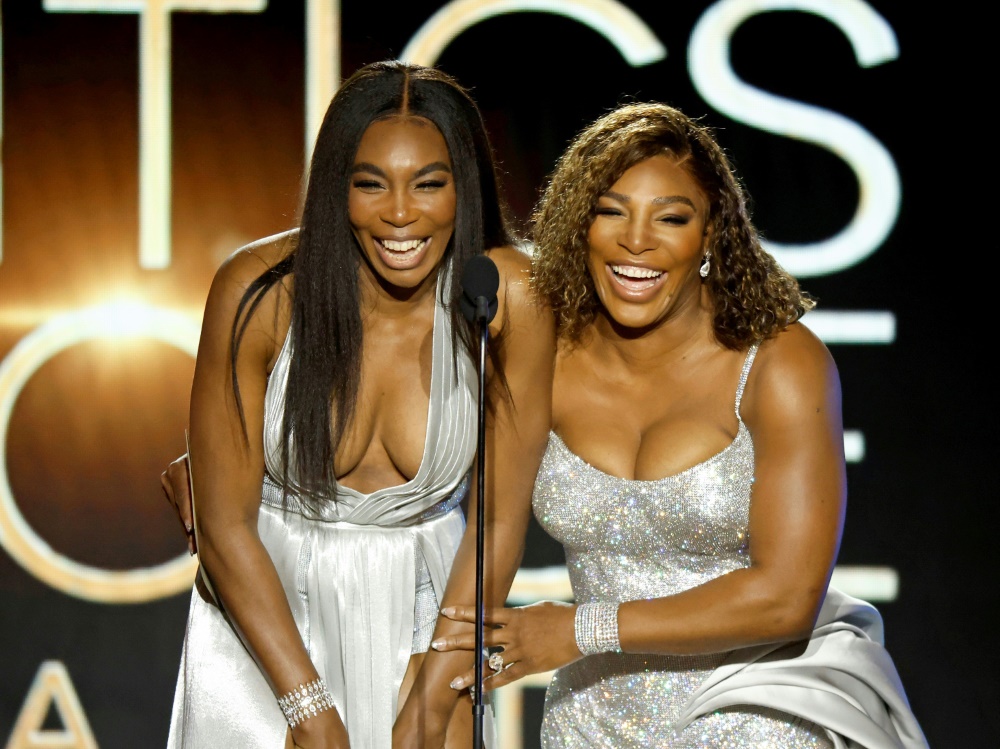 Fehlen in Wimbledon: Venus (l.) und Serena Williams