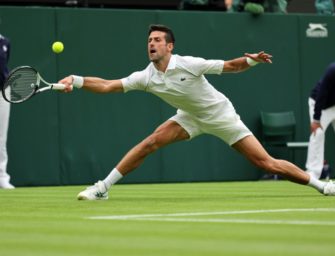 Top-Favorit Djokovic mit Mühe in der zweiten Runde