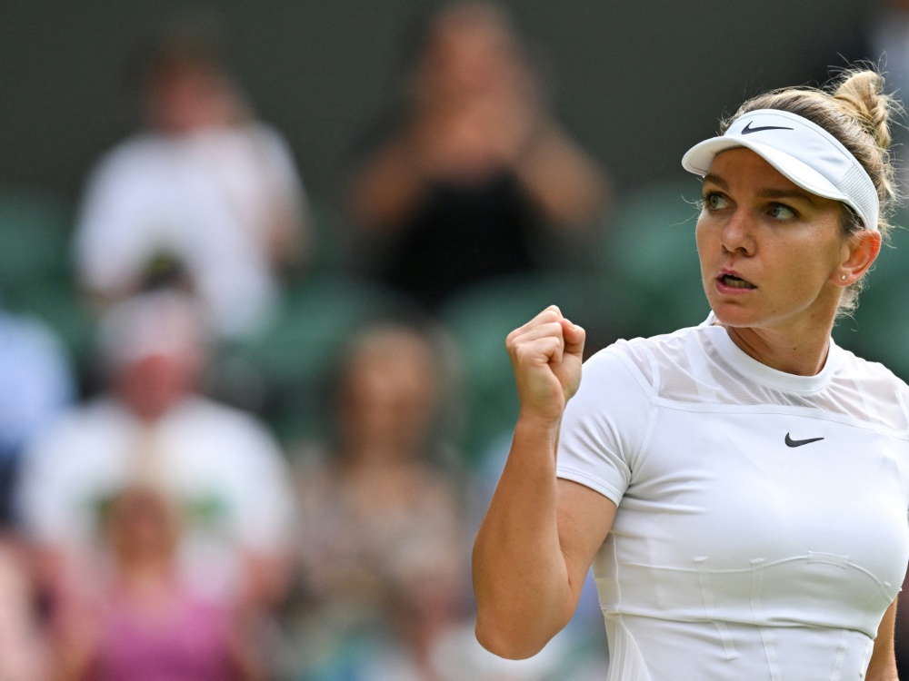 Simona Halep bezwingt Paula Badosa mit 6:1 und 6:2