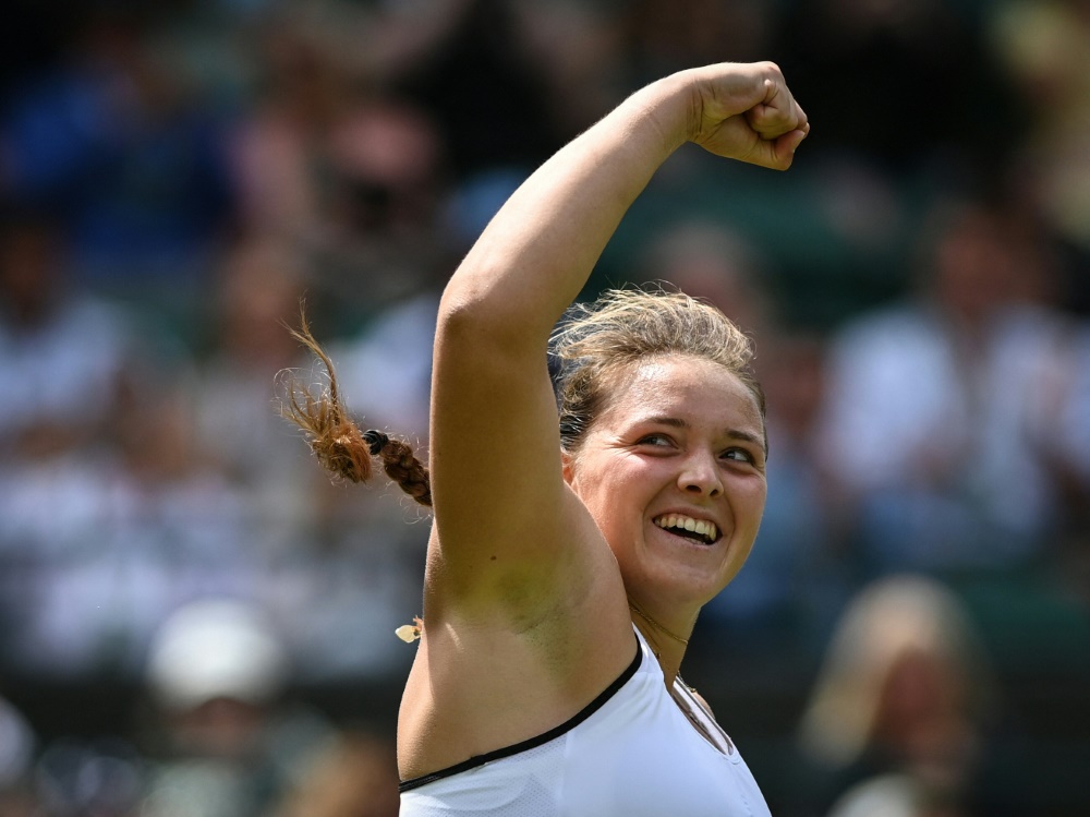 Jule Niemeier setzt sich gegen Heather Watson durch
