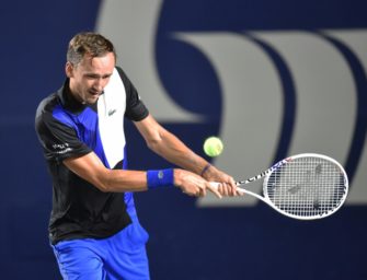 Rückkehr nach Wimbledon-Pause: Medvedev erfolgreich