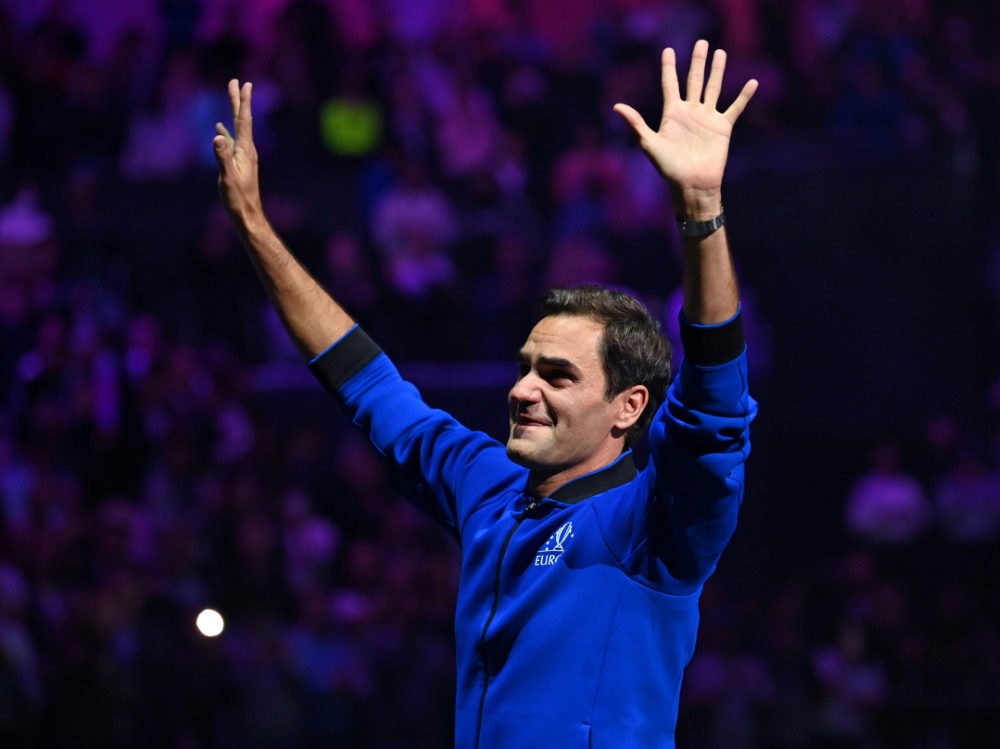 Roger Federer verabschiedet sich von den Fans