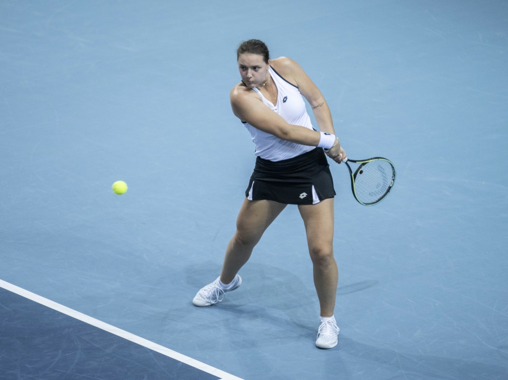 Jule Niemeier schlägt Konjuh 6:2, 6:1