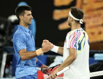 Djokovic erreicht das Achtelfinale – Aus für Murray