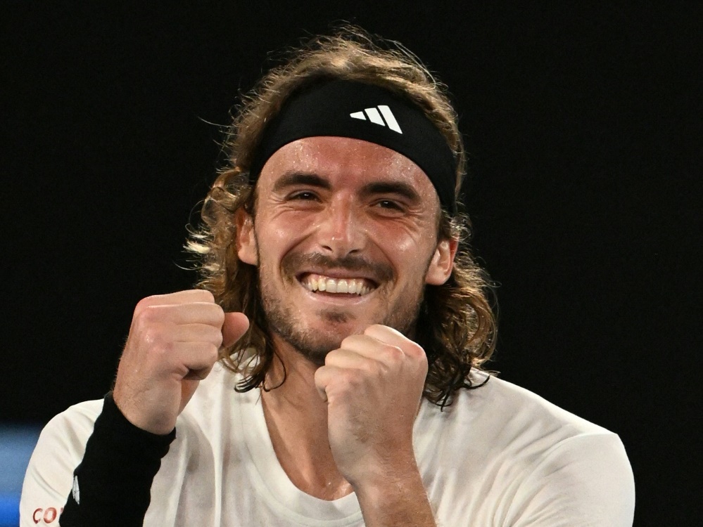 Tsitsipas steht nach Fünf-Satz-Krimi im Viertelfinale