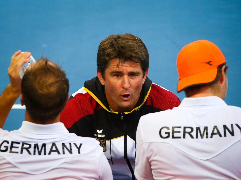 Teamchef Kohlmann (m.) setzt auf Alexander Zverev