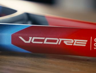 Unboxing & Gewinnspiel: Yonex VCore 100