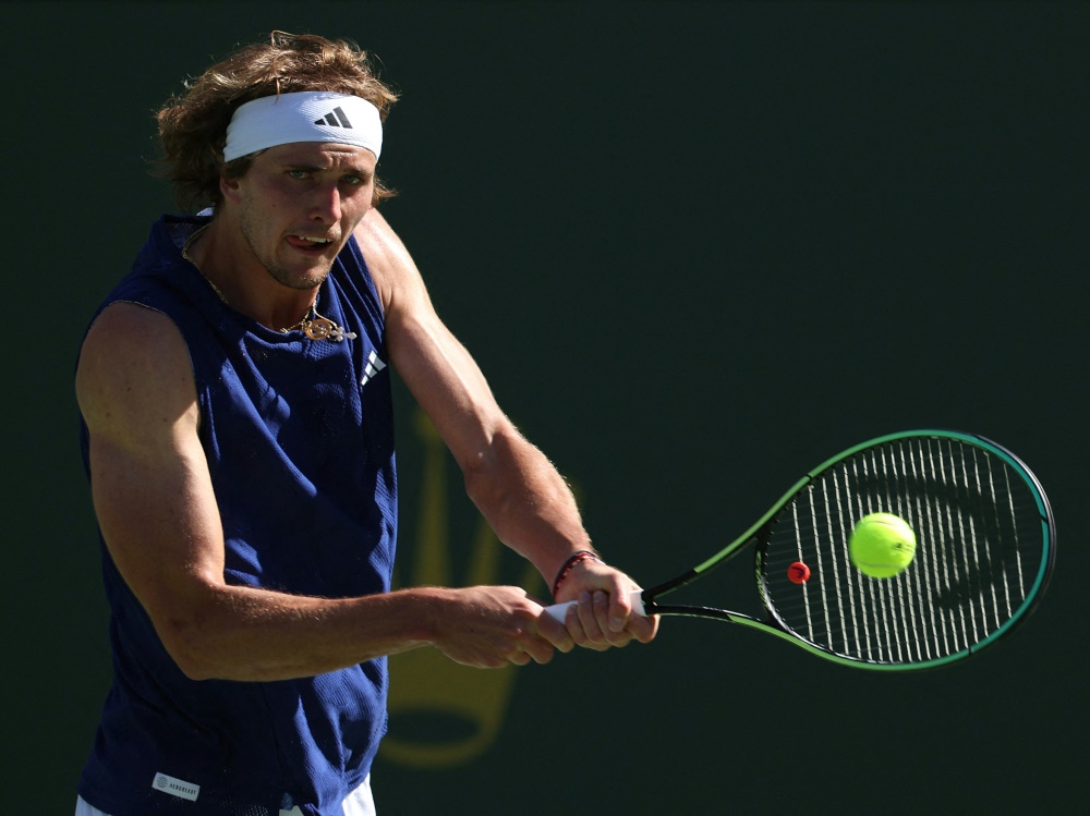 Zverev im Achtelfinale