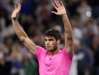 Alcaraz zieht in Indian Wells ins Halbfinale ein