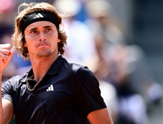 Zverev kämpft sich in Runde zwei der French Open