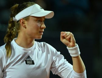 French Open: Rybakina locker in Runde zwei – Gauff mit Mühe
