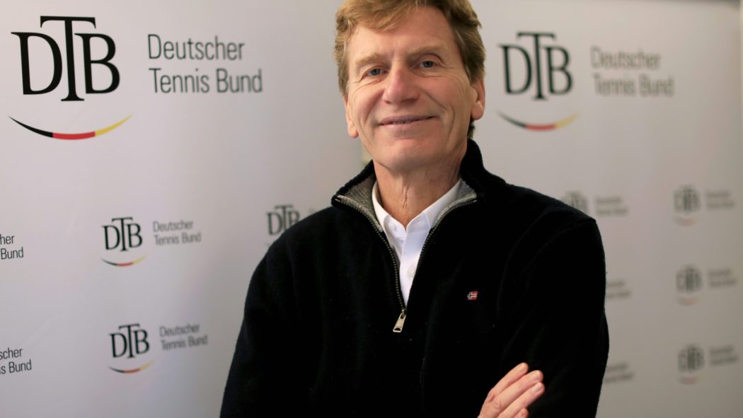 Von Arnim ist zufrieden mit den Deutschen in Paris