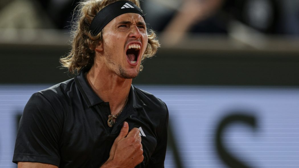 Zverev steht im Achtelfinale von Paris