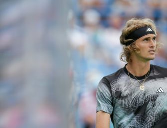 Zverev ärgert sich bei Achtelfinaleinzug über laute Musik