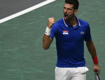 Davis Cup: Djokovic führt Serbien ins Viertelfinale