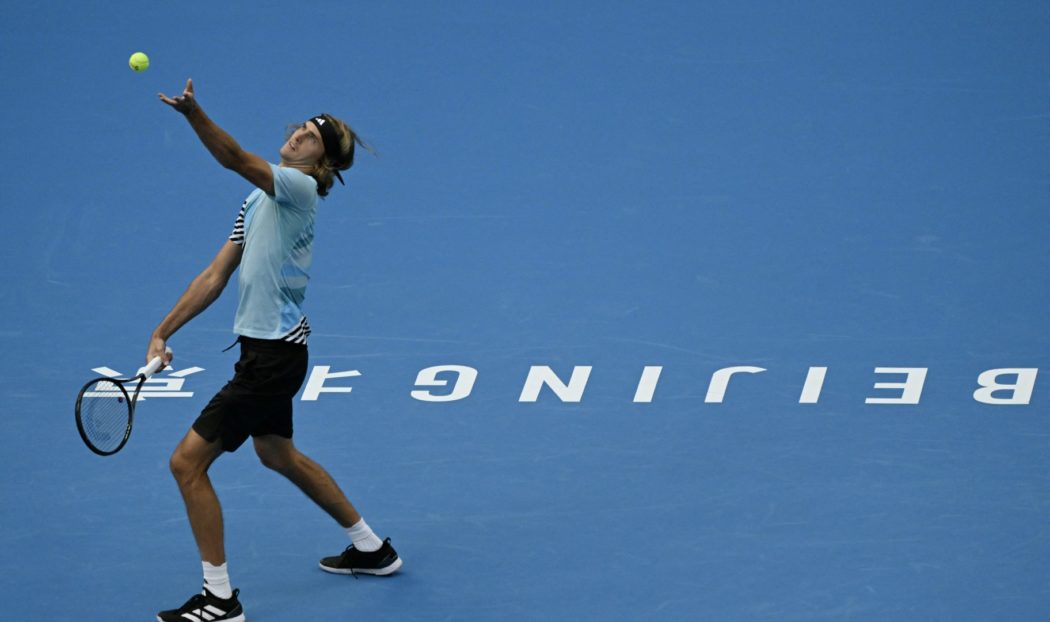 Trotz Magenproblemen: Zverev im Achtelfinale