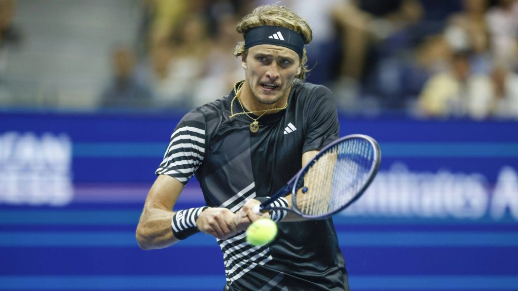 Zverev schlägt Dimitrow in zwei Sätzen