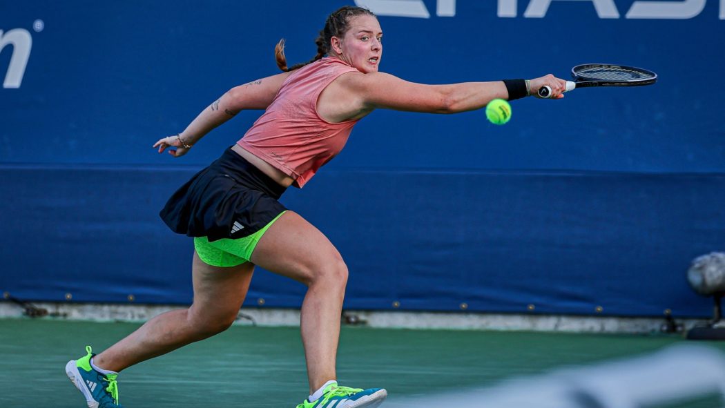 Jule Niemeier streckt sich vergeblich