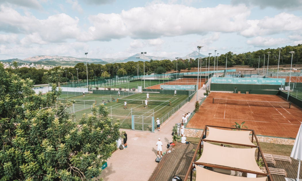 Countryclub_group-10