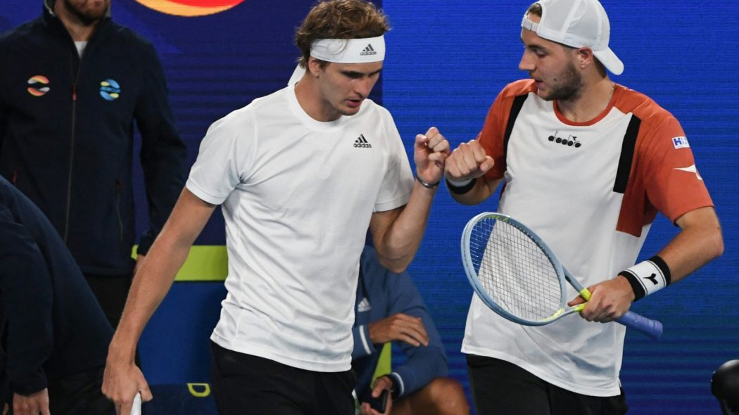 Im Davis Cup gesetzt: Zverev (l.) und Struff