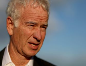 French Open: McEnroe denkt: „Nachtschicht“ hat Mitschuld an Djokovic-Verletzung