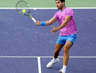 Indian Wells: Alcaraz stoppt Sinner – Finale gegen Medvedev