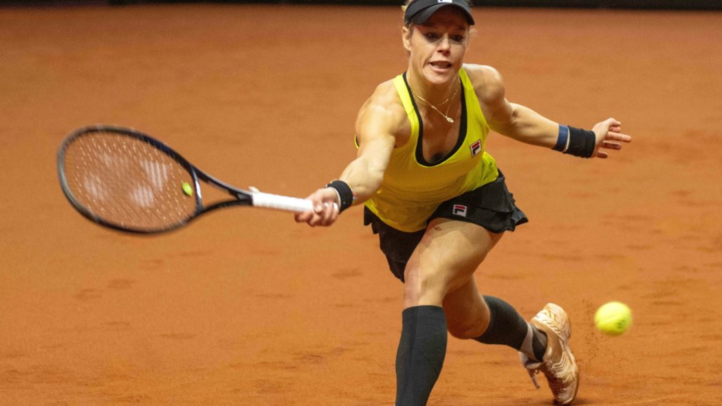 Laura Siegemund streckt sich beim Turnier in Stuttgart