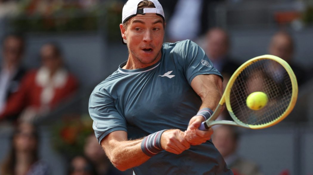 Jan-Lennard Struff fällt zurück
