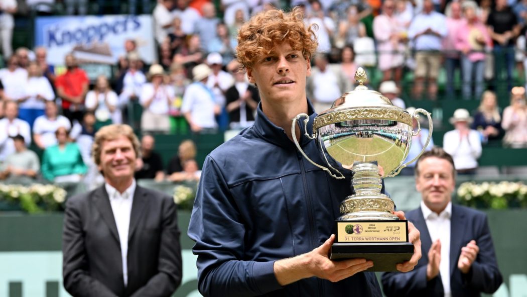Trophäe für Jannik Sinner, keine für die Freundin