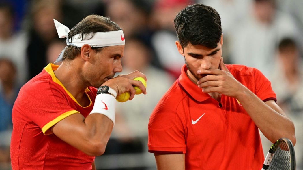 Von den Fans gefeiert: Nadal und Alcaraz