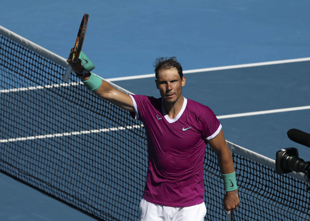 Rafael Nadal winkt und bedankt sich bei den Zuschauern,Fans nach dem Sieg, *** Rafael Nadal waves and thanks the spectat