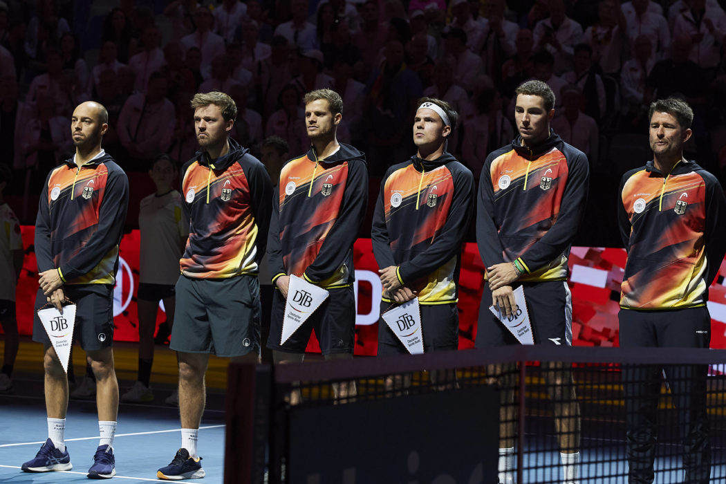 ESP: Davis Cup Finals – Germany v Canada MALAGA, SPAIN – NOVEMBER 20: Team Germany looks on prior the Quarter Final tie