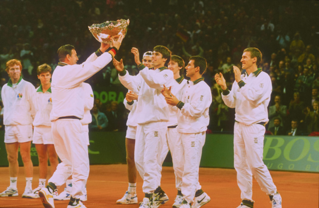 Düsseldorf, Deutschland, 05.12.1993, Davis Cup Finale: Marc-Kevin Göllner, Michael Stich, Carl-Uwe Steeb, Kühnen Patrick