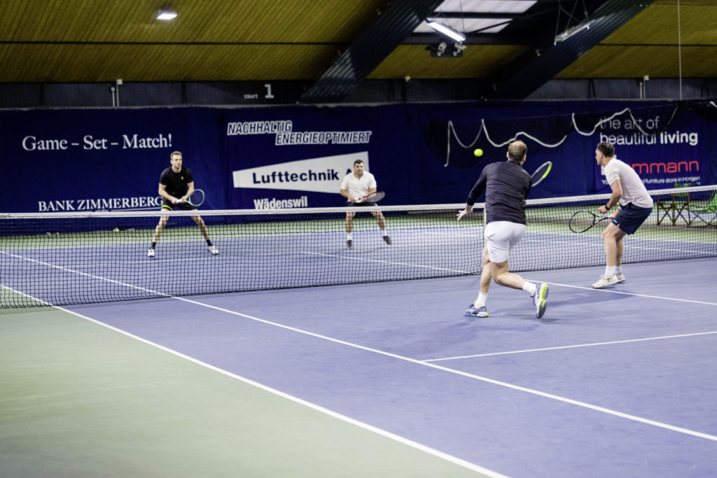 tennis2business