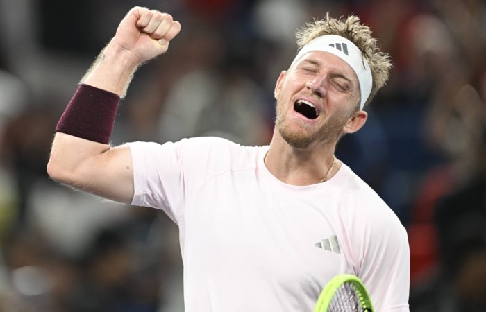 Davidovich Fokina krönt Comeback in Shanghai