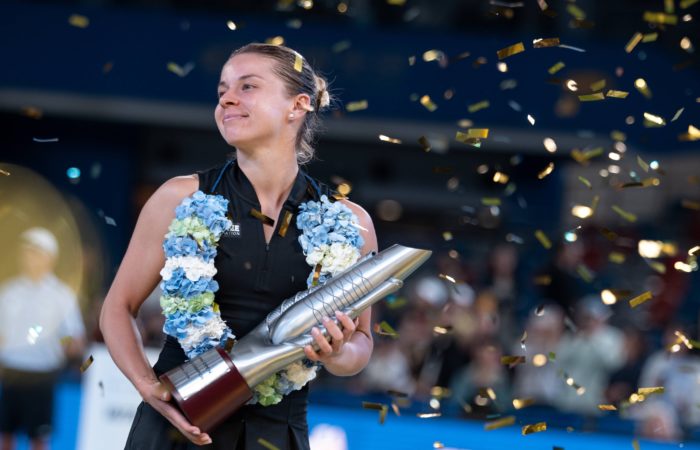 Maja Chwalinska gewinnt in Wuhan ihren ersten WTA-1000-Titel
